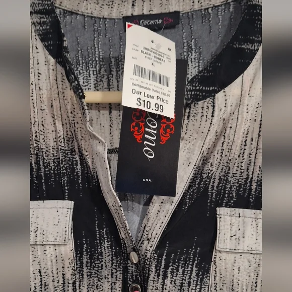 Cocomo Black and White Ombre Blouse SMOKE FREE HOME - Picture 2 of 7